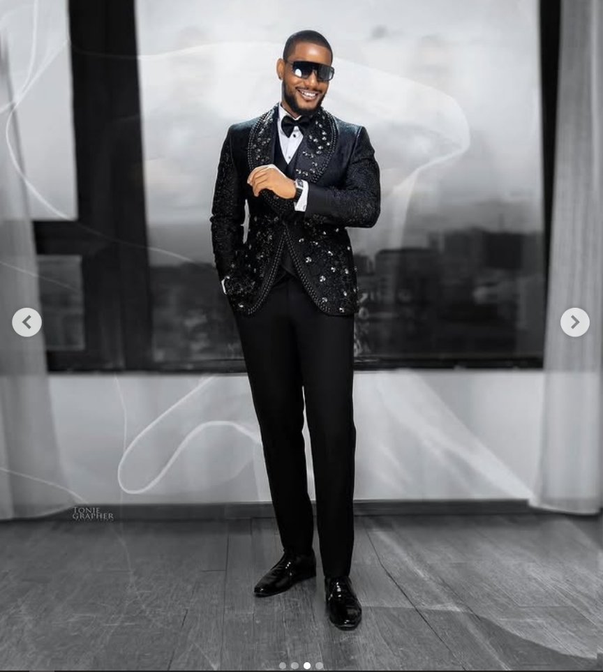 Glitter Crystal Black Men Suit - đánh giá và giá Men Formal Wear Red